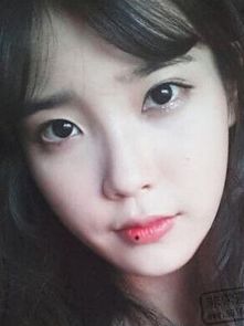 上嘴唇长痣女人命运
