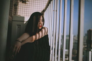 走路脚步重的女人命运