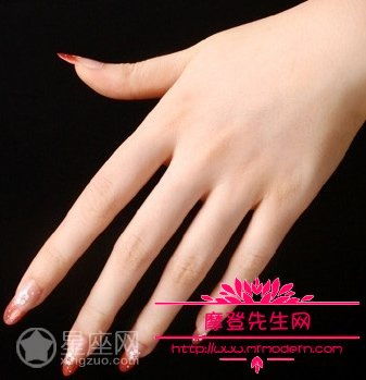 手指粗的女人命运